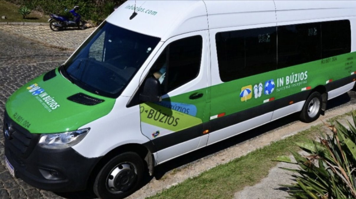 Transfer van